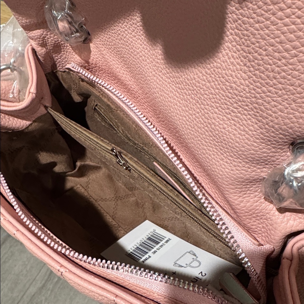 Pink Quilted Leather Shoulder Bag - Picture 3 of 3